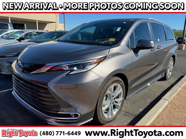 2023 Toyota Sienna Platinum