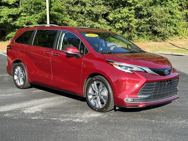 2023 Toyota Sienna Platinum