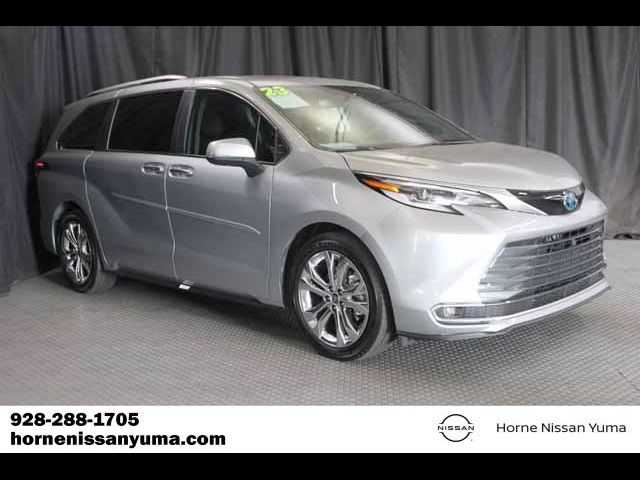 2023 Toyota Sienna Platinum