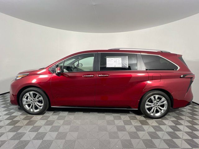 2023 Toyota Sienna Platinum