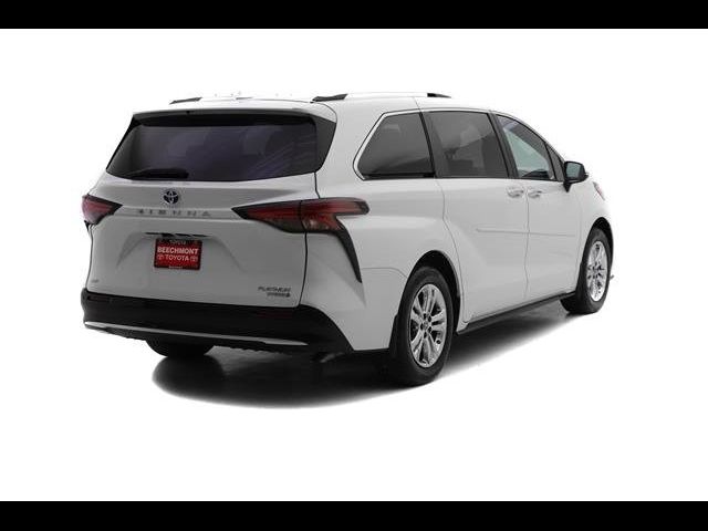 2023 Toyota Sienna Platinum