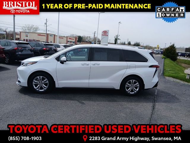 2023 Toyota Sienna Platinum