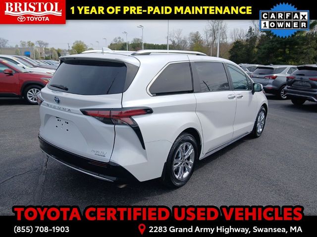 2023 Toyota Sienna Platinum