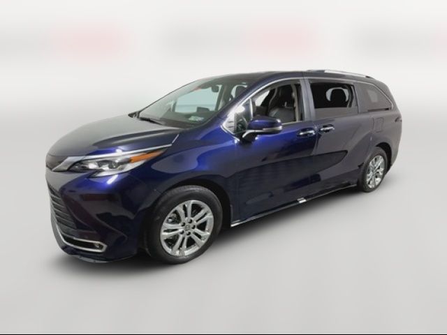 2023 Toyota Sienna Platinum