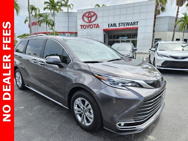 2023 Toyota Sienna Platinum