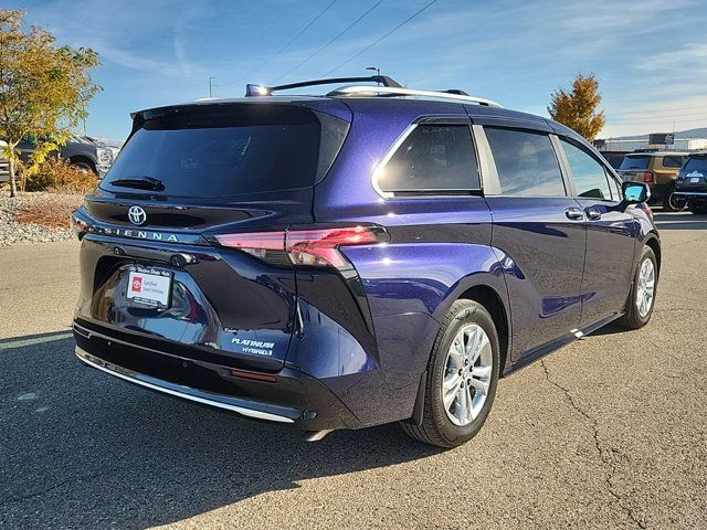 2023 Toyota Sienna Platinum