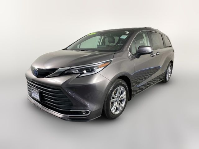 2023 Toyota Sienna Platinum