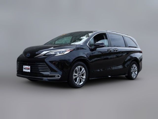 2023 Toyota Sienna Platinum