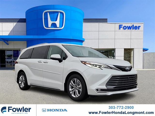 2023 Toyota Sienna Platinum