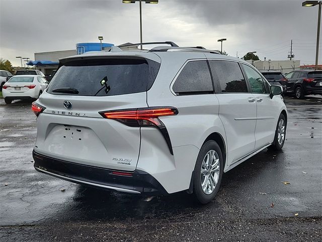 2023 Toyota Sienna Platinum