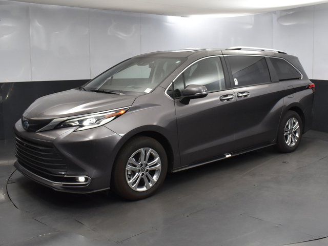 2023 Toyota Sienna Platinum