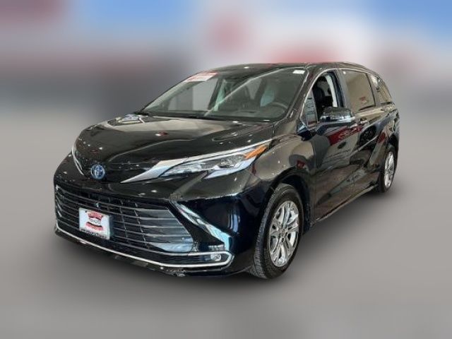 2023 Toyota Sienna Platinum