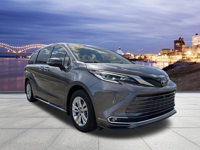 2023 Toyota Sienna Platinum