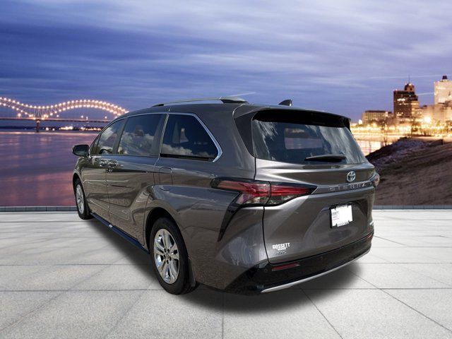 2023 Toyota Sienna Platinum