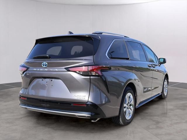 2023 Toyota Sienna Platinum