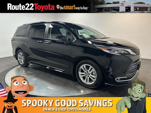 2023 Toyota Sienna Platinum