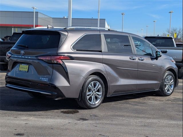 2023 Toyota Sienna Platinum