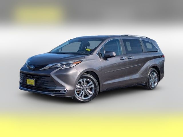 2023 Toyota Sienna Platinum