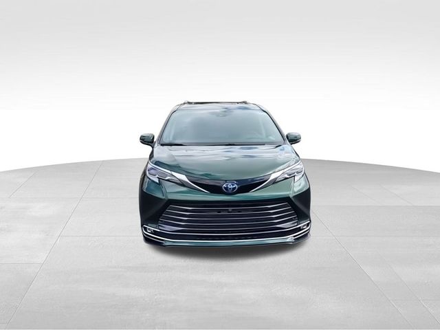 2023 Toyota Sienna Platinum