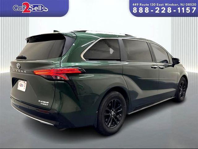 2023 Toyota Sienna Platinum