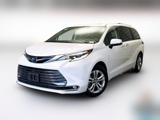 2023 Toyota Sienna Platinum