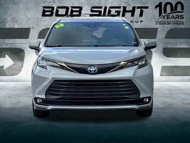 2023 Toyota Sienna Woodland Edition