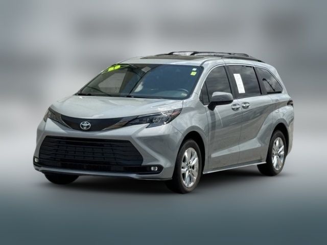 2023 Toyota Sienna Woodland Edition