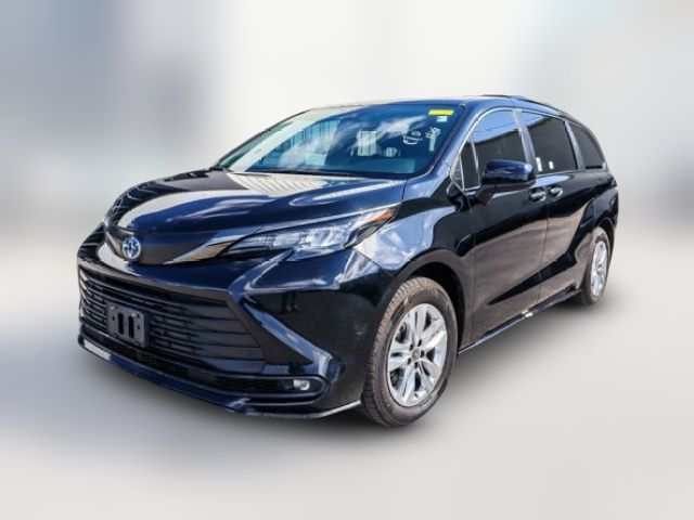 2023 Toyota Sienna Woodland Edition