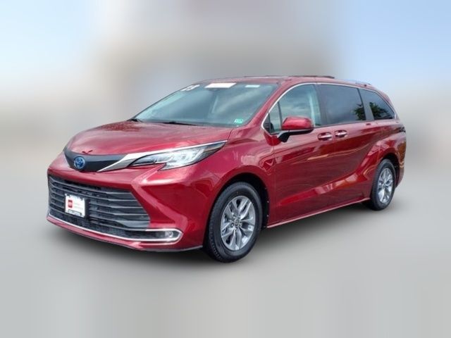 2023 Toyota Sienna XLE
