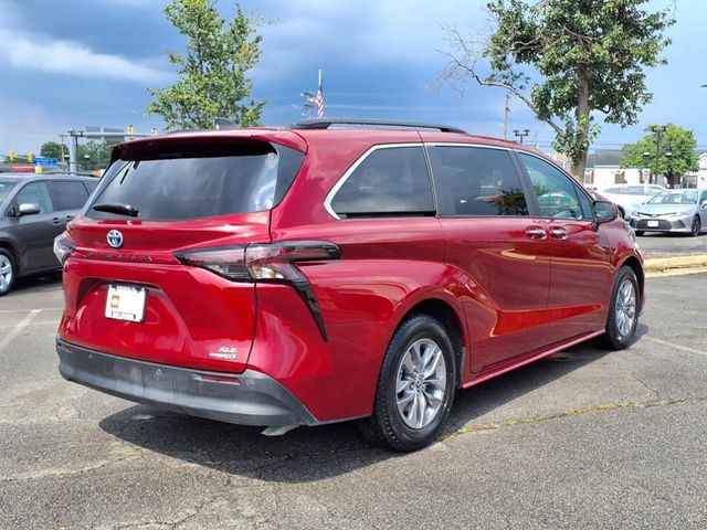 2023 Toyota Sienna XLE