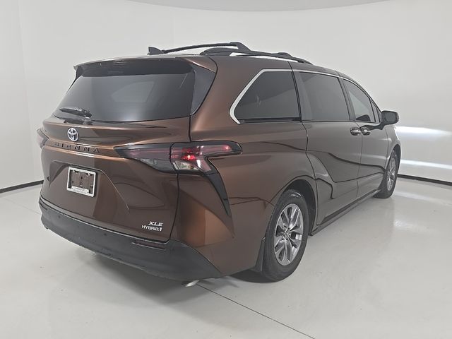 2023 Toyota Sienna XLE