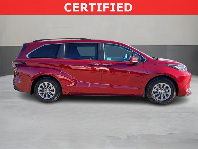 2023 Toyota Sienna XLE