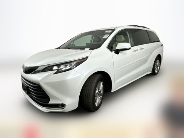 2023 Toyota Sienna XLE