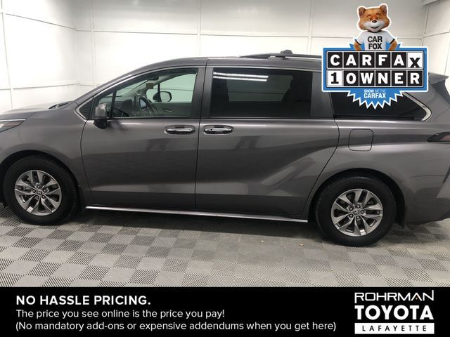 2023 Toyota Sienna XLE