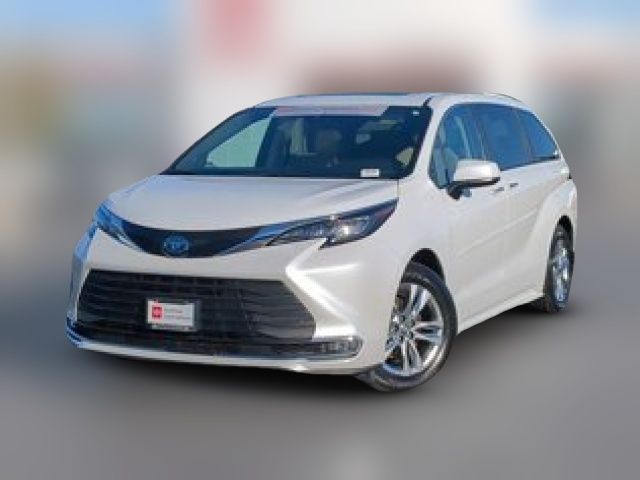 2023 Toyota Sienna XLE