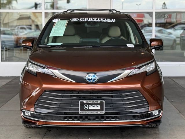 2023 Toyota Sienna XLE