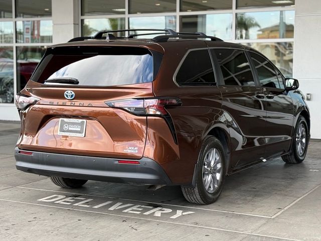 2023 Toyota Sienna XLE