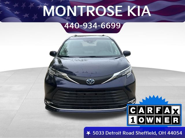2023 Toyota Sienna XLE