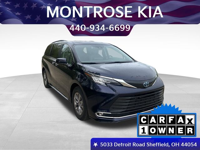 2023 Toyota Sienna XLE