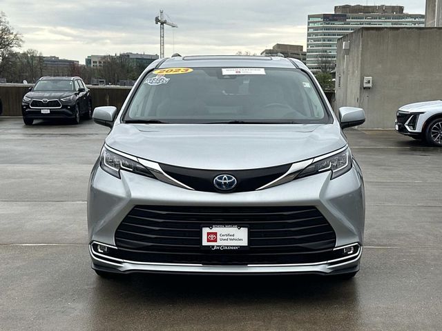 2023 Toyota Sienna XLE