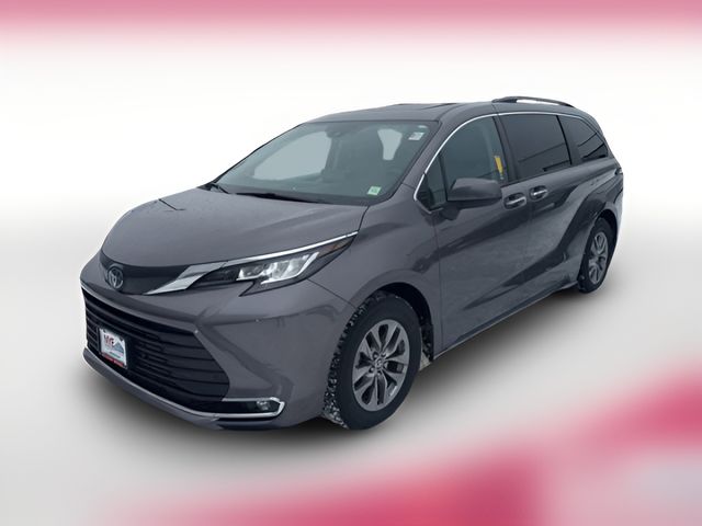 2023 Toyota Sienna XLE