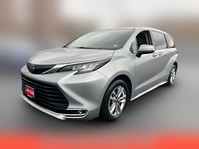 2023 Toyota Sienna XLE