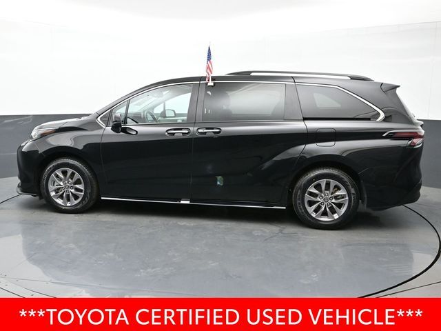 2023 Toyota Sienna XLE