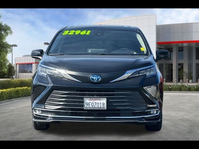 2023 Toyota Sienna XLE