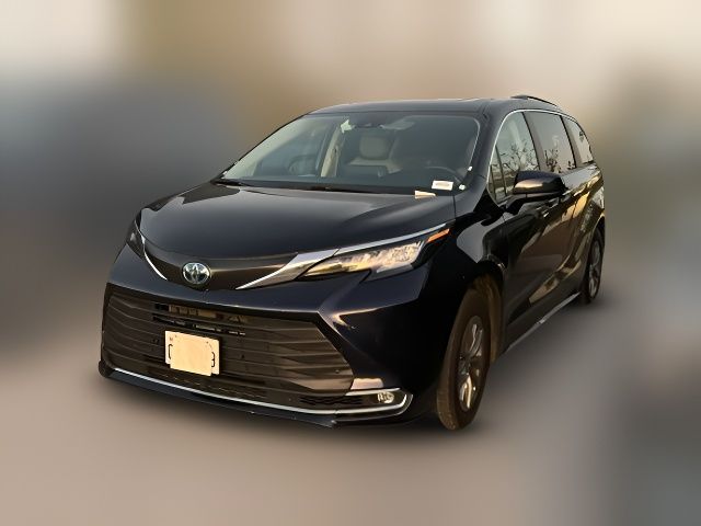 2023 Toyota Sienna XLE