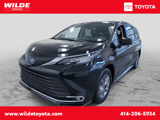 2023 Toyota Sienna XLE