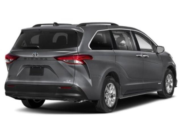 2023 Toyota Sienna XLE