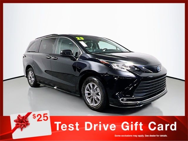 2023 Toyota Sienna XLE
