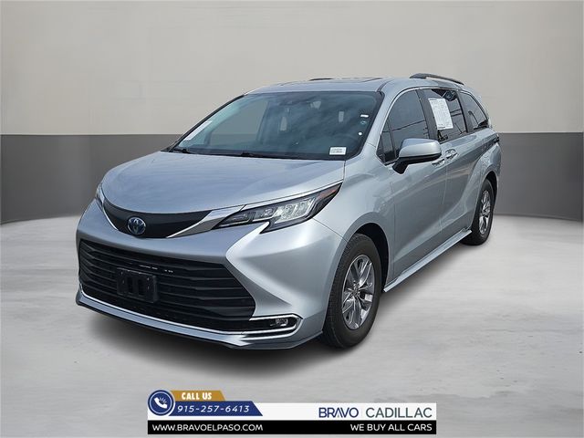 2023 Toyota Sienna XLE