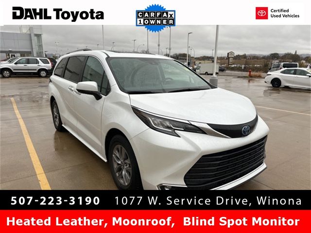 2023 Toyota Sienna XLE